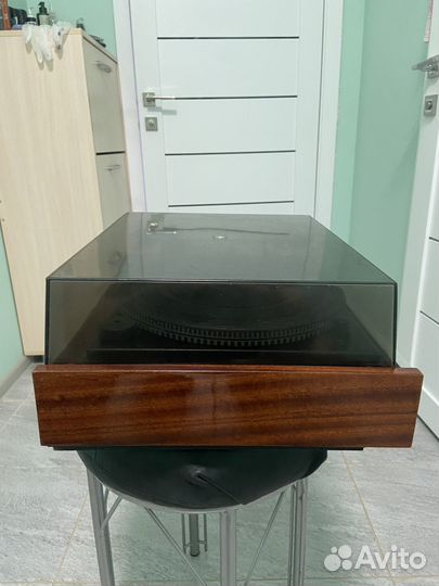 Продам проигрыватель винила