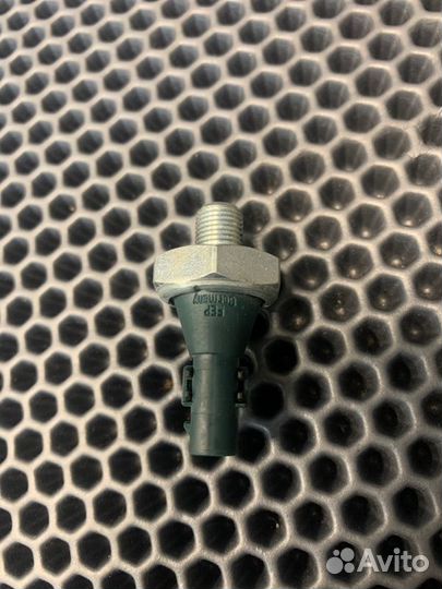 Датчик давления масла Bmw 335 Xi E92 N54 2007