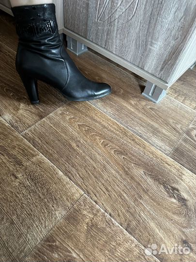 Ботинки женские