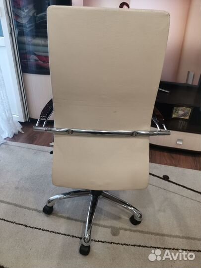 Компьютерное кресло руководителя бу