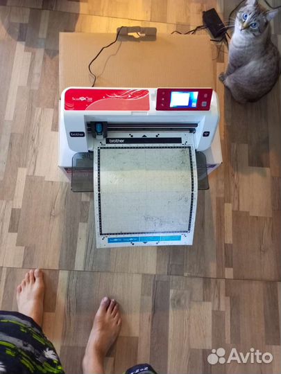 Режущий плоттер ScanNCut CM 700