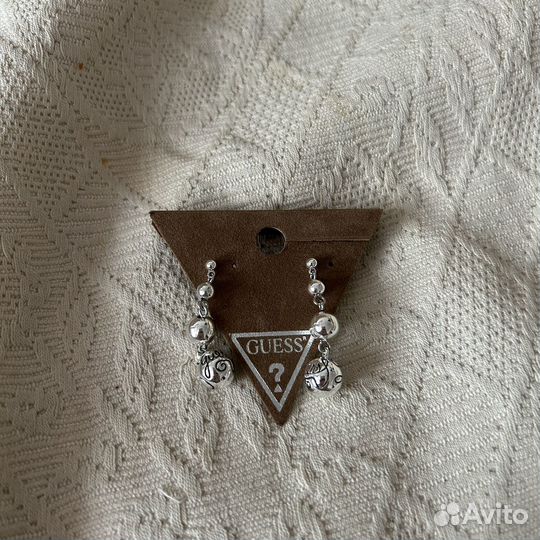 Серьги guess