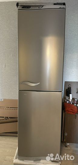 Холодильник Атлант б/у