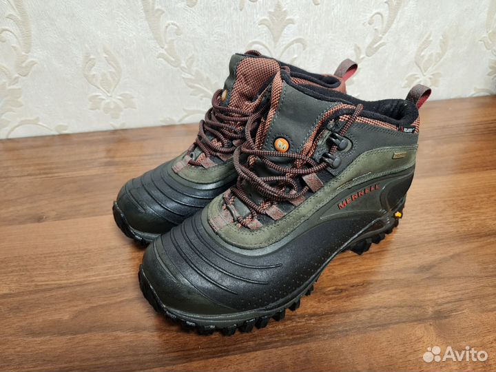 Треккинговые ботинки Merrell