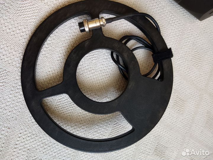 Металлоискатель (металлодетектор) Fisher f2