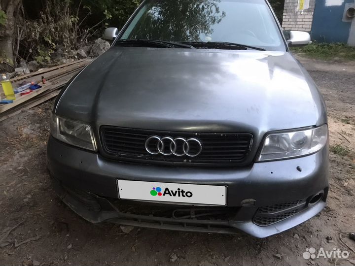 Audi A4 1.8 МТ, 2000, 300 000 км