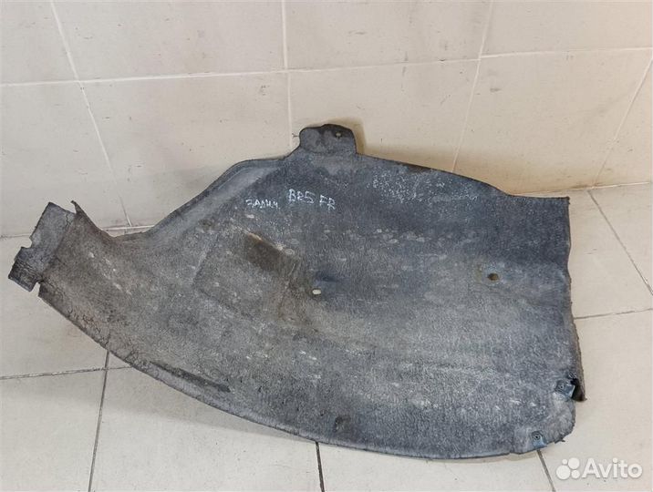 Подкрылок передний правый Citroen C5 2009