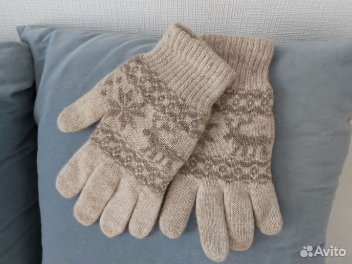 Шапка и перчатки, новые