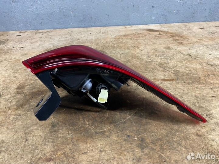 Фонарь Mitsubishi Outlander 3 левый правый