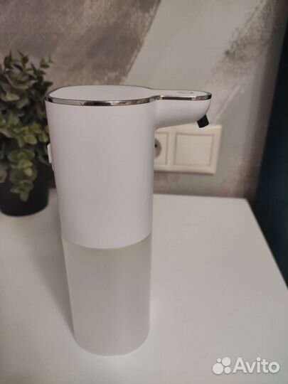 Новый автоматический сенсорный дозатор