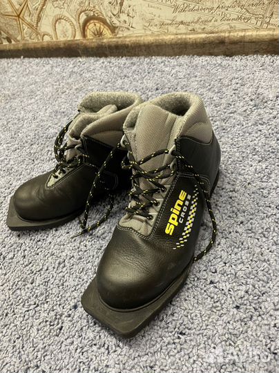 Лыжные ботинки р.37