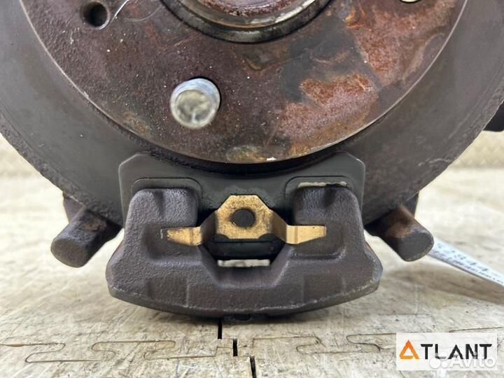 Ступица передняя правая nissan otti