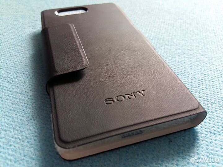 Оригинал Чехлы Sony SCR26 Xperia Z3 Compact Белый