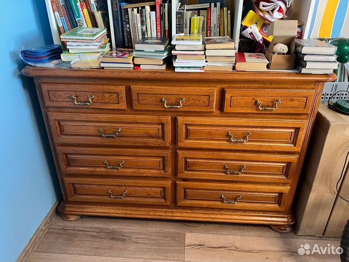 Комод из массива дерева б/у