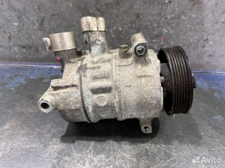 Компрессор кондиционера Volkswagen Polo 5 6R HB