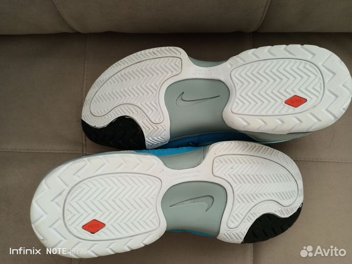 Кроссовки nike 43 размер