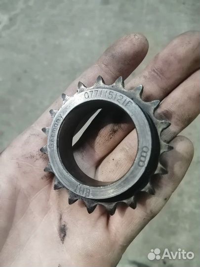 Шестерня цепи грм 077115121F Audi / VW