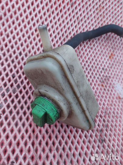 Бачок гура Chery Tiggo t11