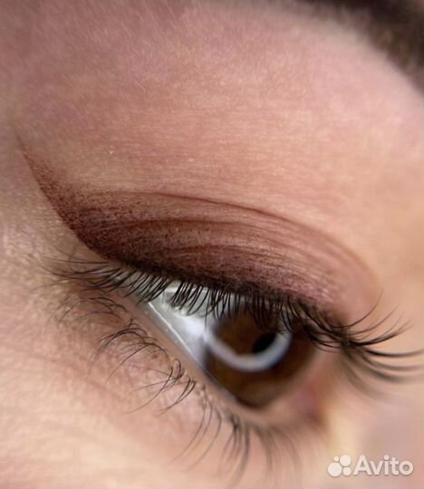 Перманентный макияж бровей губ и век татуаж