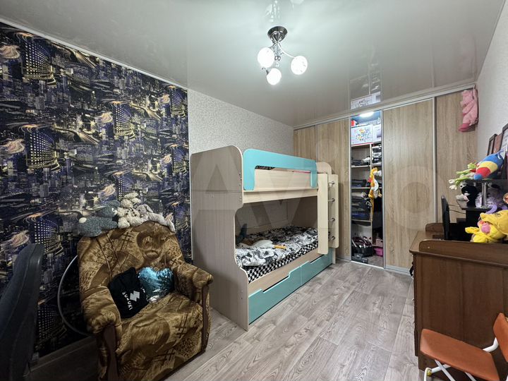 3-к. квартира, 56 м², 2/5 эт.