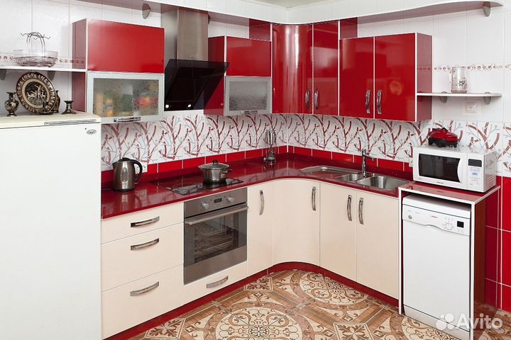 Изготовление кухонь компьютерных столов и др