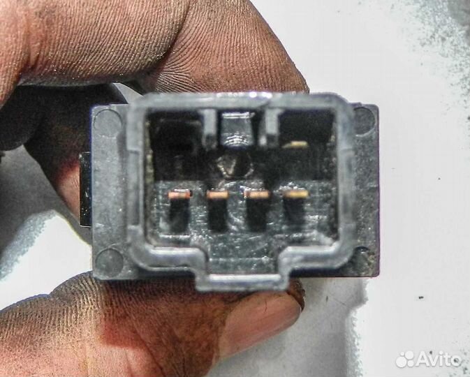 Кнопка антипробуксовочной системы TCS Kia Magentis