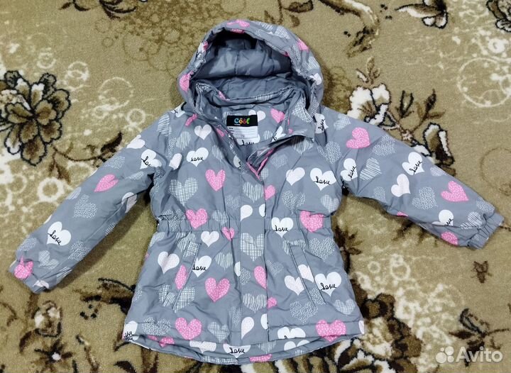 Куртка демисезонная на девочку 110