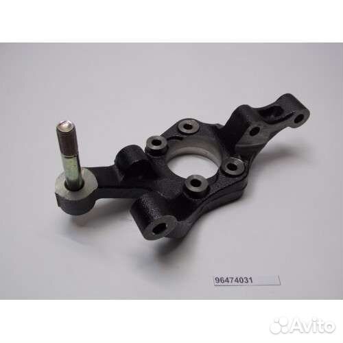 Кулак поворотный передний левый chevrolet lacetti