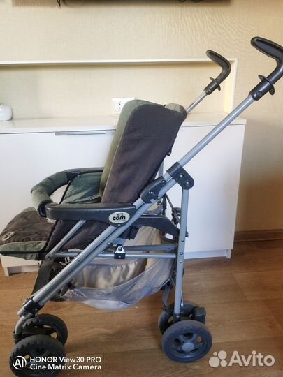 Прогулочная коляска