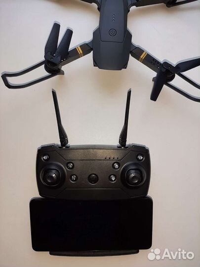 Квадрокоптер с камерой