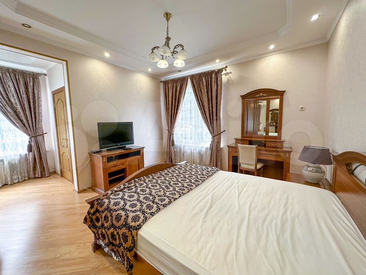 1-к. квартира, 50 м², 2/3 эт.