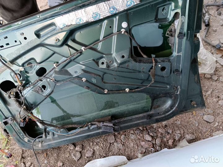 Передняя правая дверь octavia a4 tour