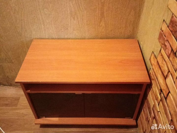 Тумба под телевизор