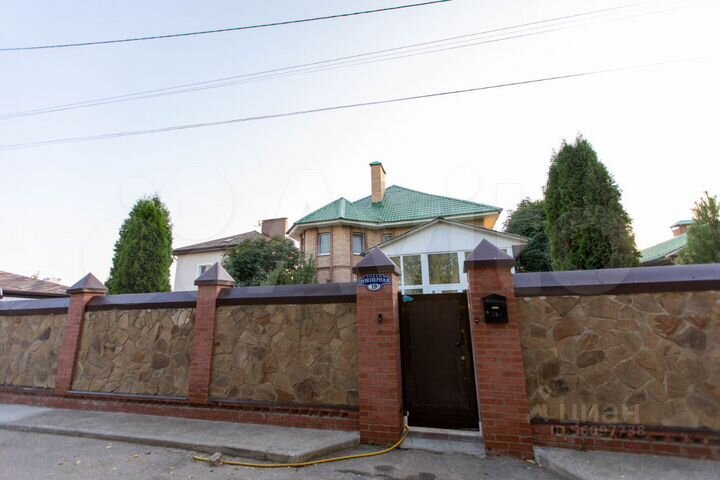 Дом 350 м² на участке 15 сот.