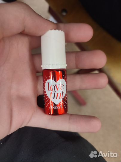 Помадаlove tint