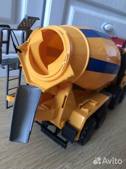 Бетономешалка игрушка б/у