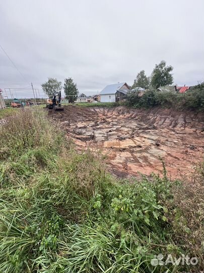 Экскаватор