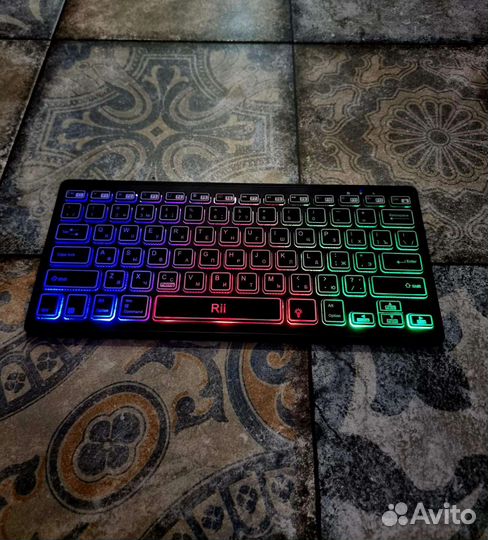 Bluetooth клавиатура. Новая