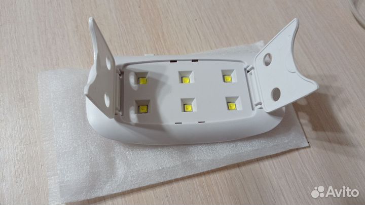 LED лампа для маникюра