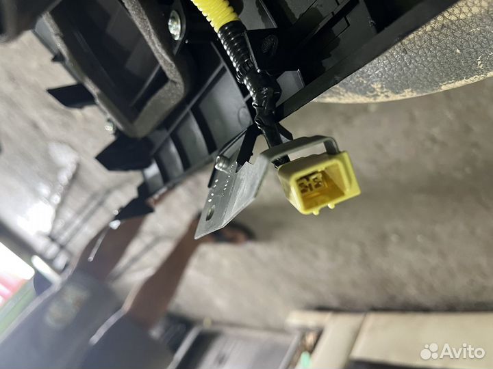 Подушка безопасности пассажира nissan tiida