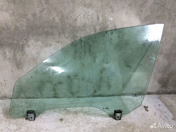 Стекло двери BMW E39