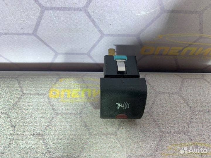 Кнопка отключения сигнализации Opel Vectra B