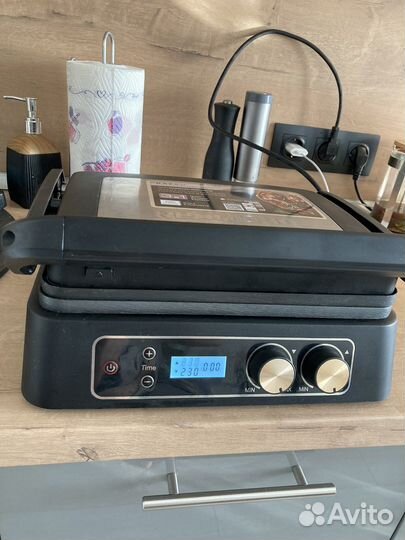 Электрогриль SteakMaster redmond RGM-M817D