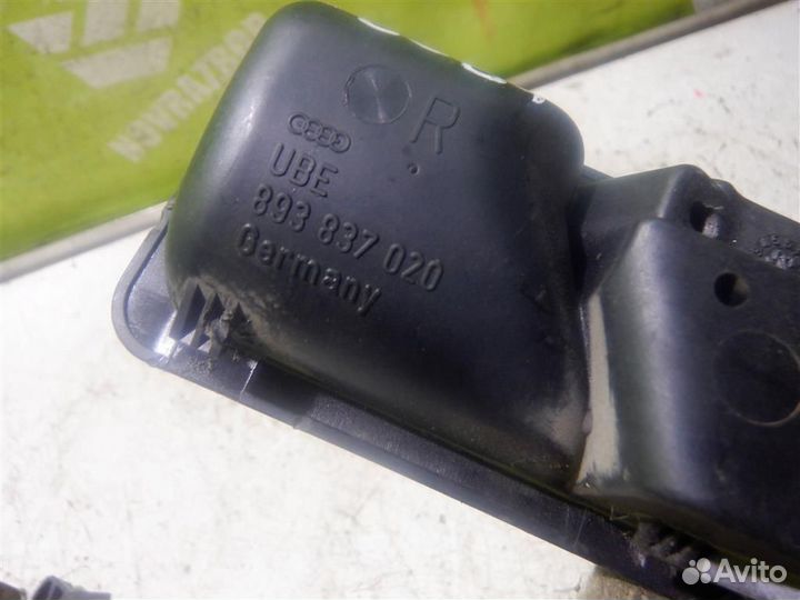 Ручка двери внутренняя правая Ауди 80 90 Б4