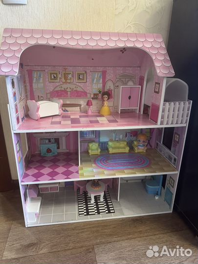 Домик кукольный деревянный