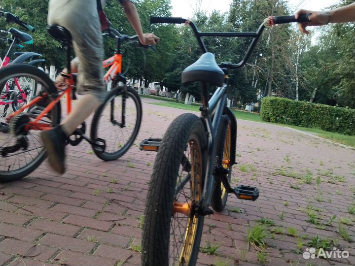 Трюковой велосипед BMX бу