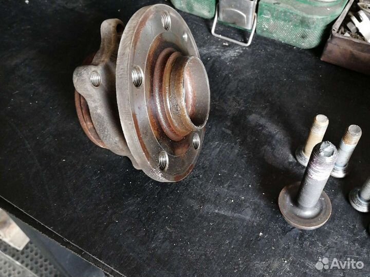 Ступица всборе