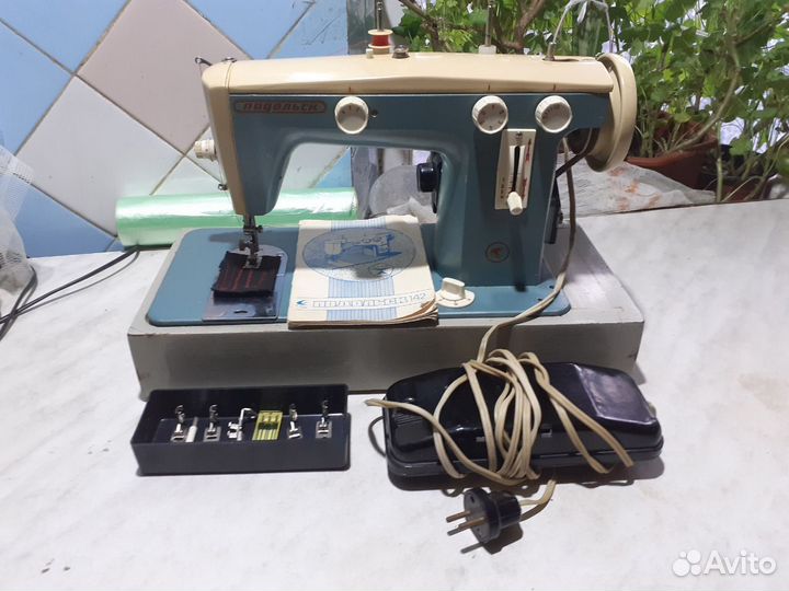 Швейная машинка бу