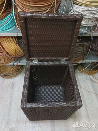 Корзина для белья из ротанга