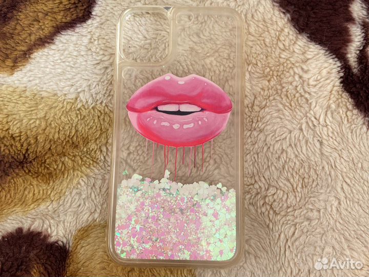 Чехол на iPhone 11